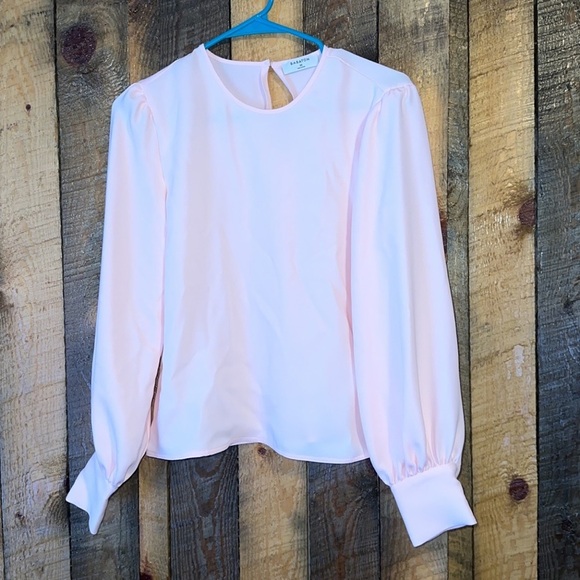 NWT pink blouse from Aritzia - Picture 1 of 1